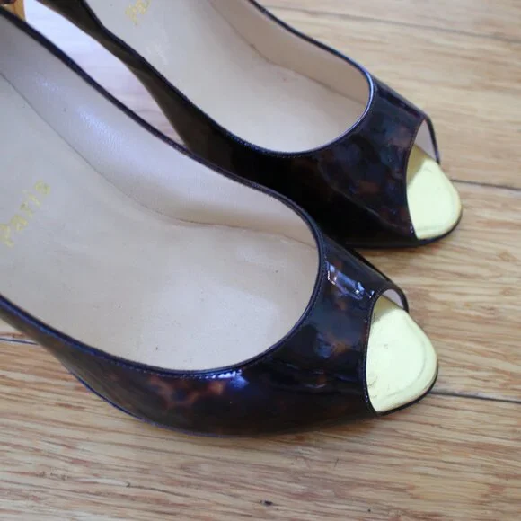 Christian Louboutin Red Heel Patent Leather Peeptoe Brown Tortoise Size 40.5
